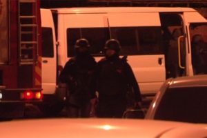 İstanbul ve İzmir'de operasyon: 34 g&ouml;zaltı