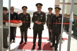 Akar, GATA &Ouml;ğrenci Yaşam ve K&uuml;lt&uuml;r Merkezi'ni a&ccedil;tı