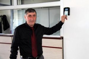 Sigara i&ccedil;en memura 40 dakika izin