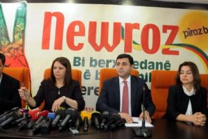 Demirtaş: Bizi cezaevi ile korkutmaya &ccedil;alışmayın