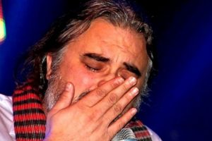 Volkan Konak annesini kaybetti