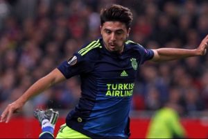 Pereira, Ozan Tufan'ı "lideliğe soyunmalısın" diye motive etti