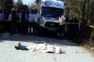 Adana'da kız kardeşinin kayınpederini &ouml;ld&uuml;rd&uuml;