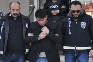 Katili boğazını keserken 'Yapma gardaş' demiş