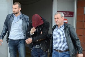 Firari su deposunda yakalandı