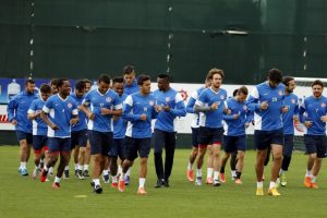 Antalyaspor'da kırmızı kart g&ouml;ren Inkoom ve Danilo'ya ceza