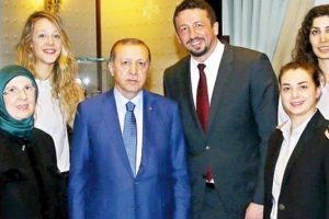 Cumhurbaşkanı'na en uzun danışman Hidayet T&uuml;rkoğlu