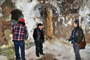 Bursa'da Sel&ccedil;uklu d&ouml;nemine ait hamam harabeye d&ouml;nd&uuml;!