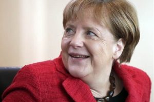 Almanya Başbakanı Merkel: T&uuml;rkiye ile anlaşamazsak, Yunanistan bu y&uuml;k&uuml; kaldıramaz