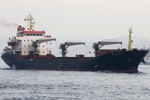 Rus Ordusu'na ait kargo gemisi İstanbul Boğazı'ndan ge&ccedil;ti