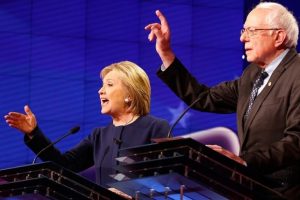 Clinton ve Sanders g&ouml;&ccedil;men politikalarını tartıştı