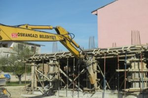 Bursa Osmangazi'de yıkım!