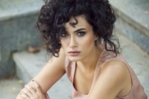 Aşk haberleri canını sıktı!...