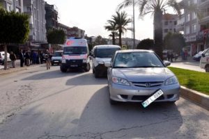 Manavgat'ta otomobilin &ccedil;arptığı yaya &ouml;ld&uuml;