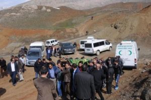 Y&uuml;ksekova'da operasyon sırasında &ouml;len kargo &ccedil;alışanı toprağa verildi