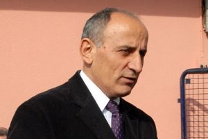 Dursun &Ccedil;i&ccedil;ek: Silahlı kuvvetlerin bu konuda daha dikkatli ve yavaş gittiğini biliyorum