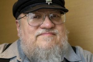 &Uuml;nl&uuml; yazar George R. R. Martin isyan etti: &Ouml;lmedim ben!