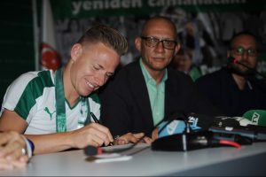 Dzsudzsak'a &ouml;denen 2 milyon Euro'luk peşinat kriz yarattı