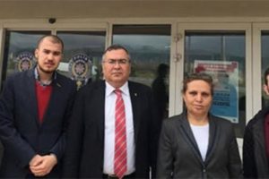 CHP'li gen&ccedil;lerin kampına 'oyuncak silah' soruşturması