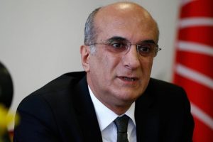 Bing&ouml;l: &Ouml;zg&uuml;rl&uuml;k&ccedil;&uuml; demokrasiden vazge&ccedil;meyiz