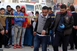 Gaziantep'te platonik aşık dehşet sa&ccedil;tı!