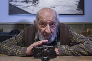 Ara G&uuml;ler: Ben de gazeteciyim, fotoğraf&ccedil;ı değilim