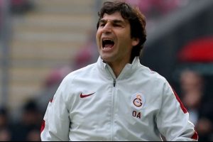 Derbide Galatasaray yedek kul&uuml;besinde 3 hoca olacak