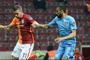 Jose Bosingwa, sezon sonuna kadar antren&ouml;r-futbolcu olacak