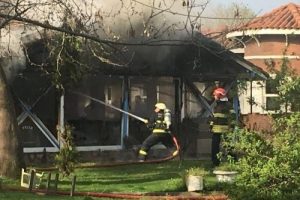 İzmit'te 2 balık restoranı yandı