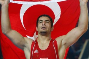 Taha Akg&uuml;l b&uuml;y&uuml;k şok yaşattı