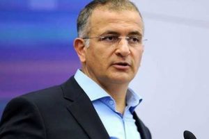 Ekrem Dumanlı hakkında yakalama kararı &ccedil;ıkarıldı