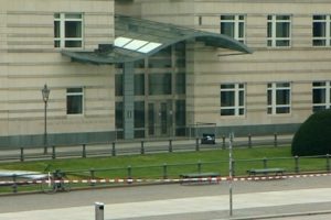 ABD B&uuml;y&uuml;kel&ccedil;iliği &ouml;n&uuml;nde bomba alarmı