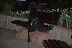 &Uuml;niversitelinin unutkanlığı korkuttu