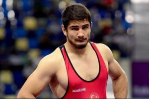 Taha Akg&uuml;l Avrupa Şampiyonası'ndan &ccedil;ekildi