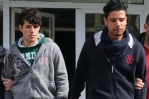 Samsun'da 4 Iraklı gasptan g&ouml;zaltına alındı