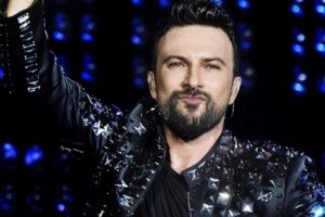 Tarkan'ın alb&uuml;m&uuml; rekora koşuyor...