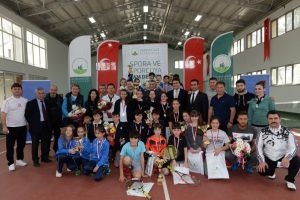 Okullar Arası Bursa Tenis İl Şampiyonası sona erdi