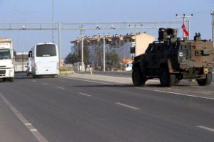 Nusaybin'e sevkiyat yapılıyor