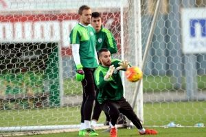 Bursaspor, Antalyaspor ma&ccedil;ı hazırlıklarını s&uuml;rd&uuml;rd&uuml;
