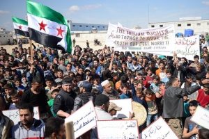 Suriye'de 3 yıl ara verilen 'cuma g&ouml;sterileri' devam ediyor