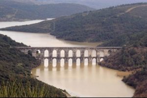 80 yılın en sıcak yazı geliyor, işte barajlarda son durum