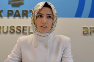 S&uuml;meyye Erdoğan, bug&uuml;n Sel&ccedil;uk Bayraktar ile nişanlanıyor