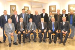 'T&uuml;rkiye'nin yıllık 300 bin ton kırmızı et a&ccedil;ığı var'