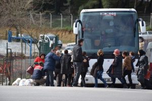 &Ccedil;anakkale'de g&ouml;&ccedil;men ka&ccedil;ak&ccedil;ısı 18 organizat&ouml;r yakalandı