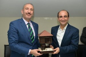 Başkan Edebali'ye mesafeleri kısaltan ziyaret
