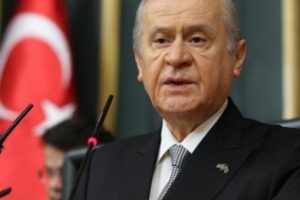 Bah&ccedil;eli'den 'İstiklal Marşı' mesajı