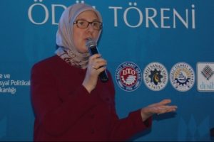 "Ter&ouml;r &ouml;rg&uuml;t&uuml; &ccedil;ukur siyasetinde yok olup gitmek &uuml;zere"