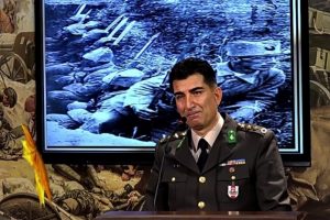 Şehidi anlatırken hem ağladı hem ağlattı