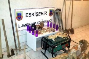 Sit alanında ka&ccedil;ak kazı yapan 6 kişi yakalandı