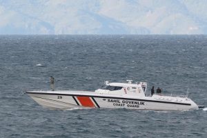 'G&ouml;&ccedil;men taşıyan bota &ccedil;atma veya &ccedil;arpma y&ouml;ntemi uygulanmamıştır"